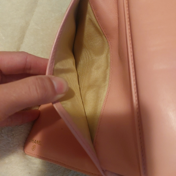 Authentic Chanel Calfskin Icon Logo Bifold Wallet in Pink - Picture 7 of 12